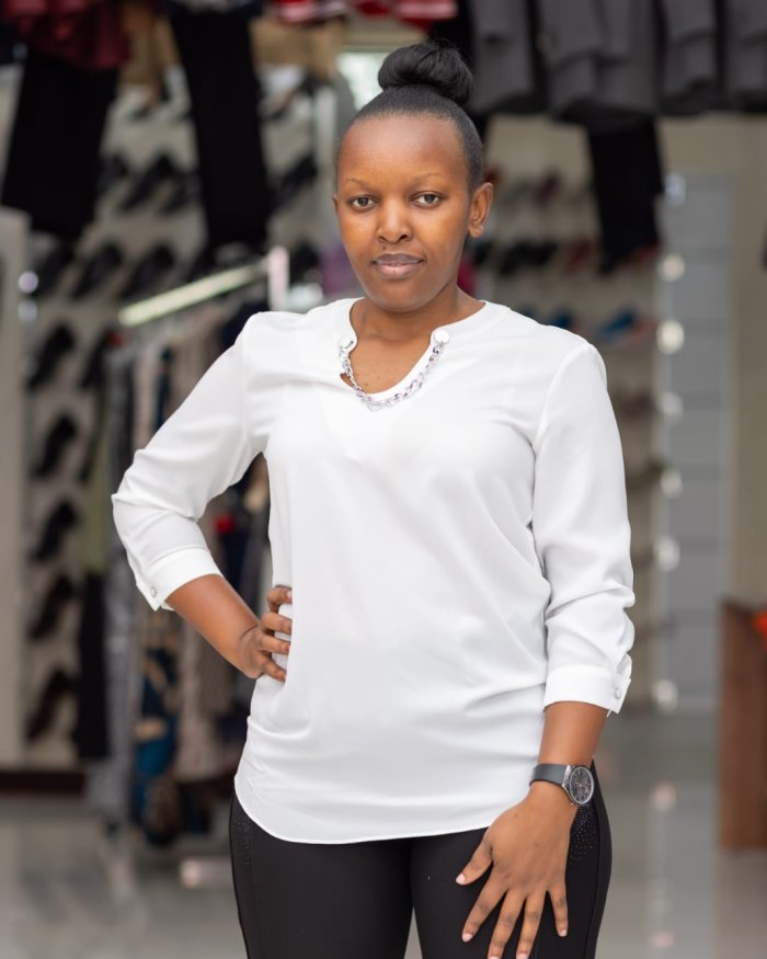 Ladies Blouses – White & with button option - Size 36-50