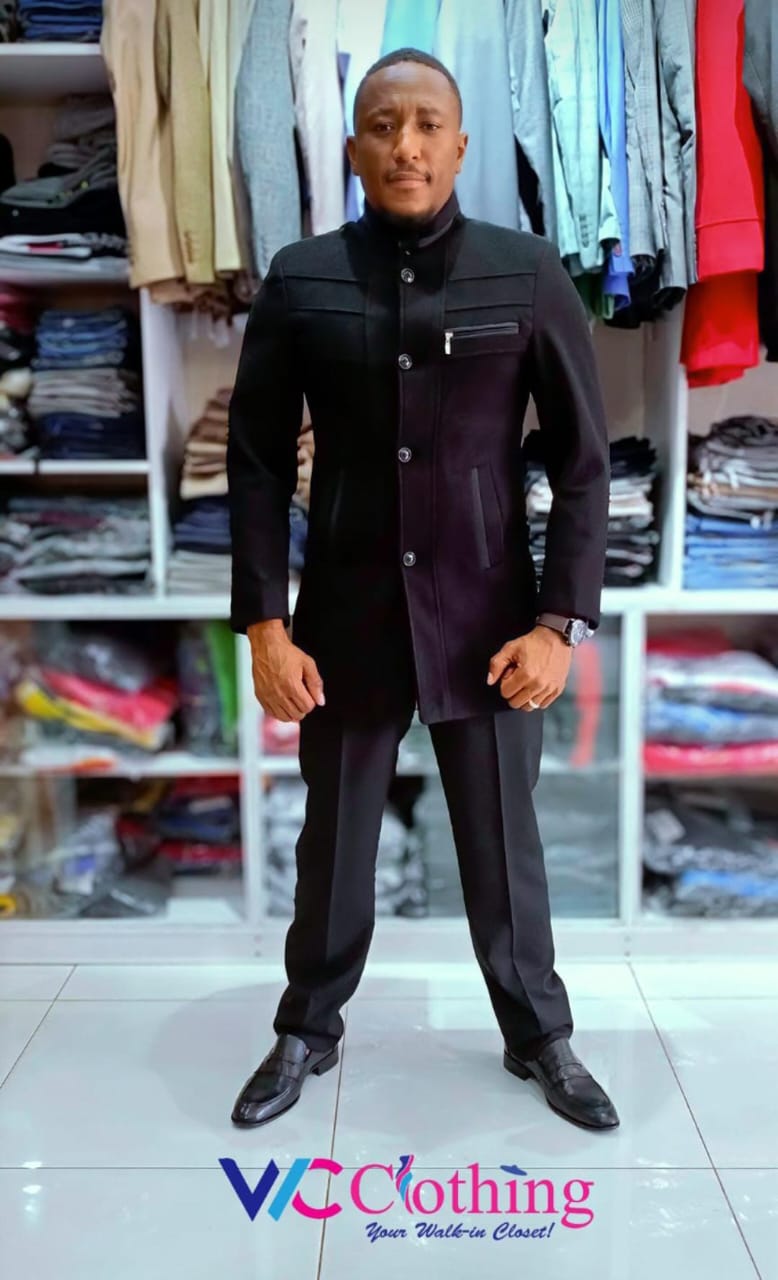 Men’s Trench Coats – Black, Wool, Viscose & Polyester - Size 46-48
